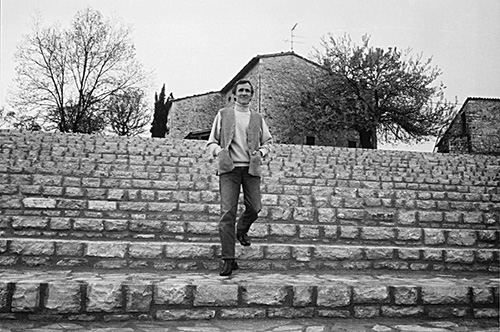 AB on the Todi's stairs, 1990