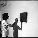 Alighiero Boetti alla galleria Toselli a Milano, 1970 - foto Giorgio Colombo